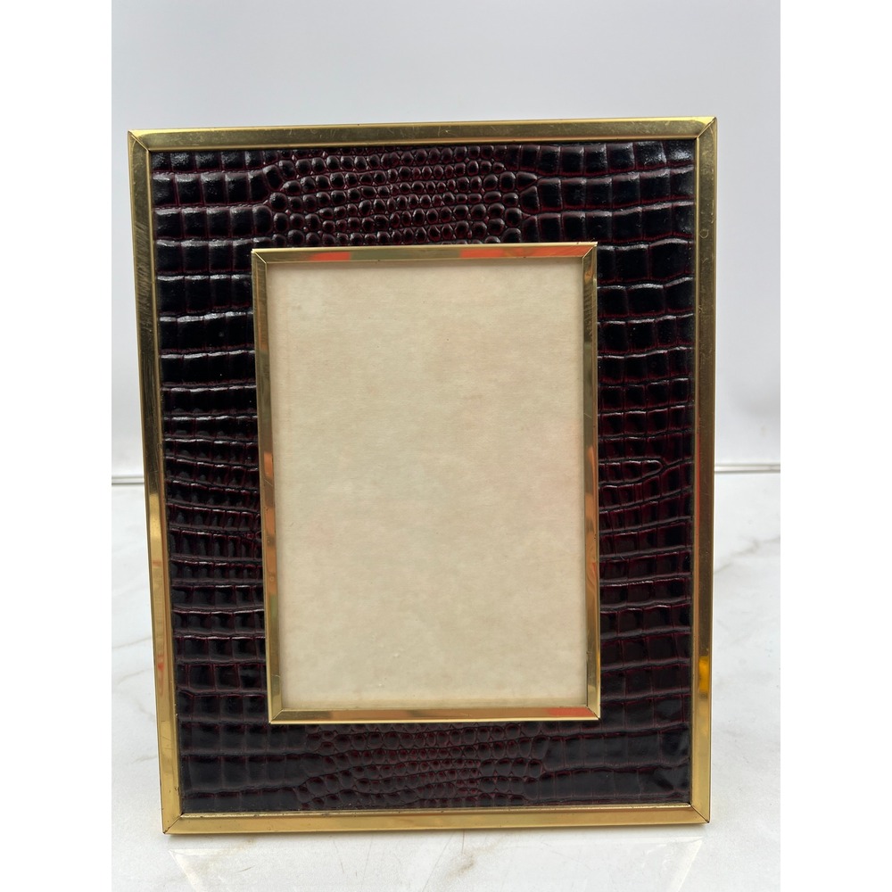 Vintage Picture Frame 5x7 Burgundy Croc Embossed Leather Gold Tone Tabletop Wall